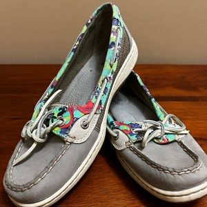 Sperry 7.5 loafer boat shoe leather canvas floral